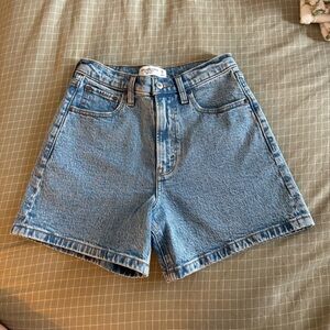 A&F high-rise dad shorts